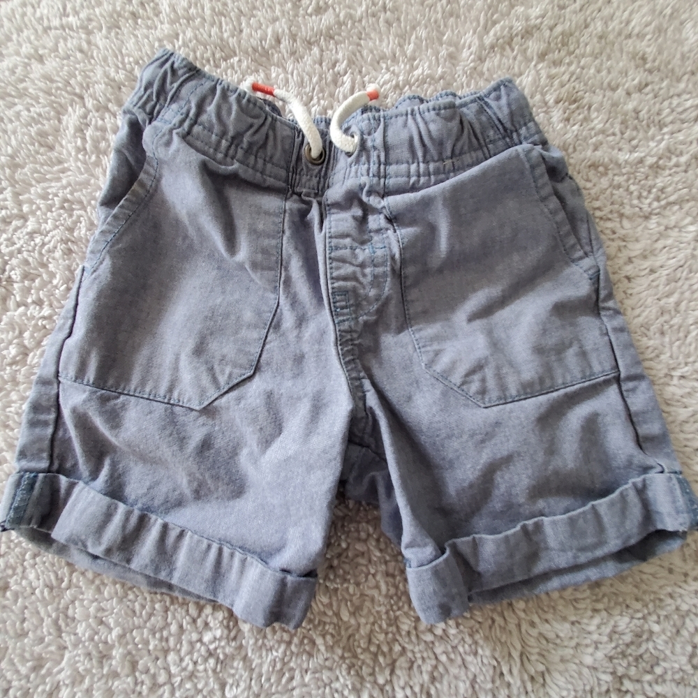 18 M boy shorts